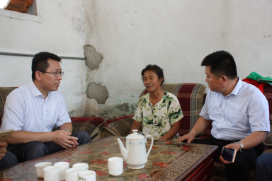 团县委迅速落实全县扶贫开发领导小组(扩大)会议精神,扶贫攻坚再发力!1093.png
